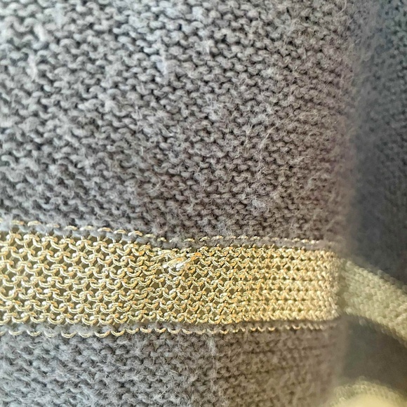 Liz Claiborne Blue Striped Sweater with Metallic Silver Detail XL - Picture 5 of 5